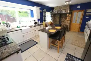 3 Willand CloseImage 4