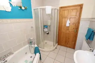3 Willand CloseImage 21