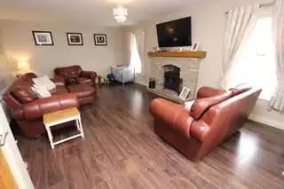 51 Carnalea ManorImage 2