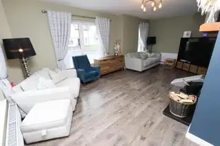 16 Lakebourne LodgeImage 6
