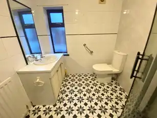 12 Dhu Varren ParkImage 13