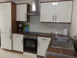 Flat 2 75/77 Sandhurst DriveImage 3