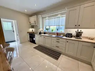 12 Crewroe AvenueImage 15
