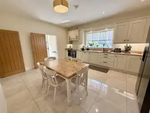12 Crewroe AvenueImage 13