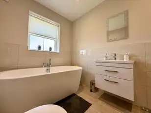 12 Crewroe AvenueImage 30