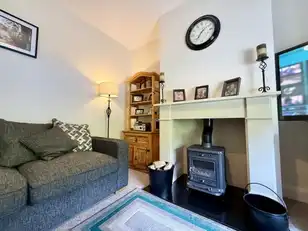 12 Crewroe AvenueImage 8