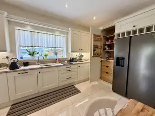 12 Crewroe AvenueImage 14