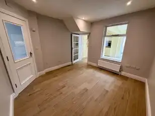 11 Grove TerraceImage 5