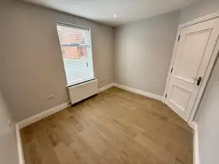 11 Grove TerraceImage 3
