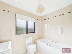 87 Park ViewImage 9