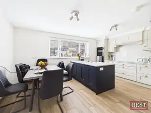 5 Park ViewImage 6