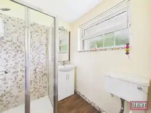 22 Carlingford ParkImage 6