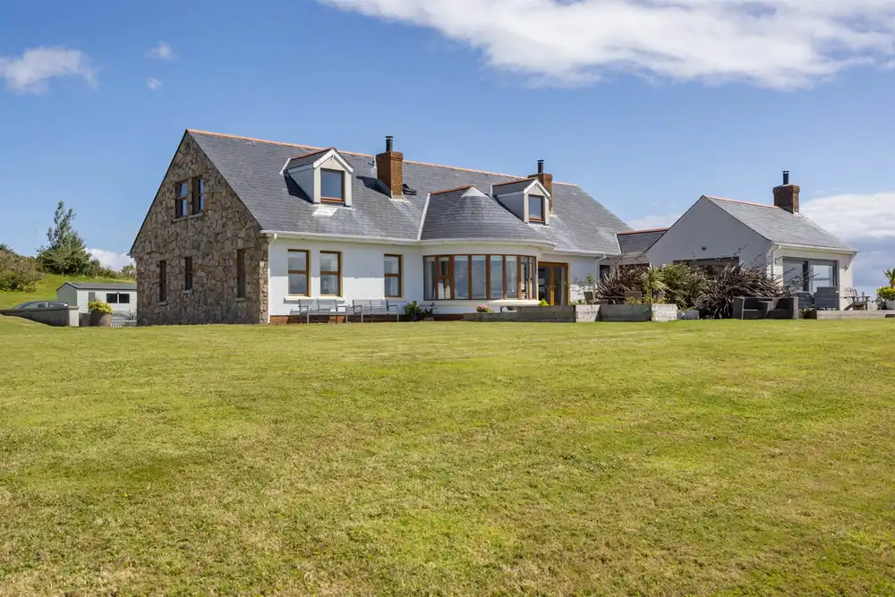 Properties for Sale and to Rent in Northern Ireland - Propertynews.com